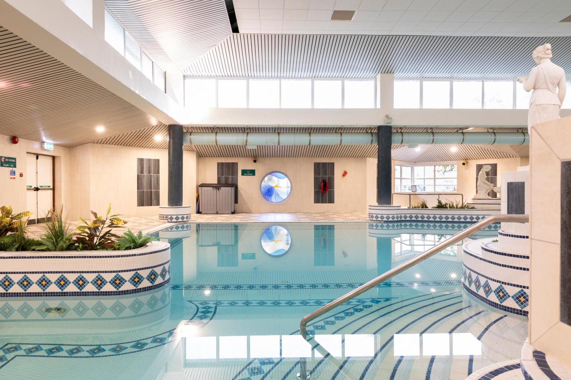 Grand Hotel Malahide Kültér fotó